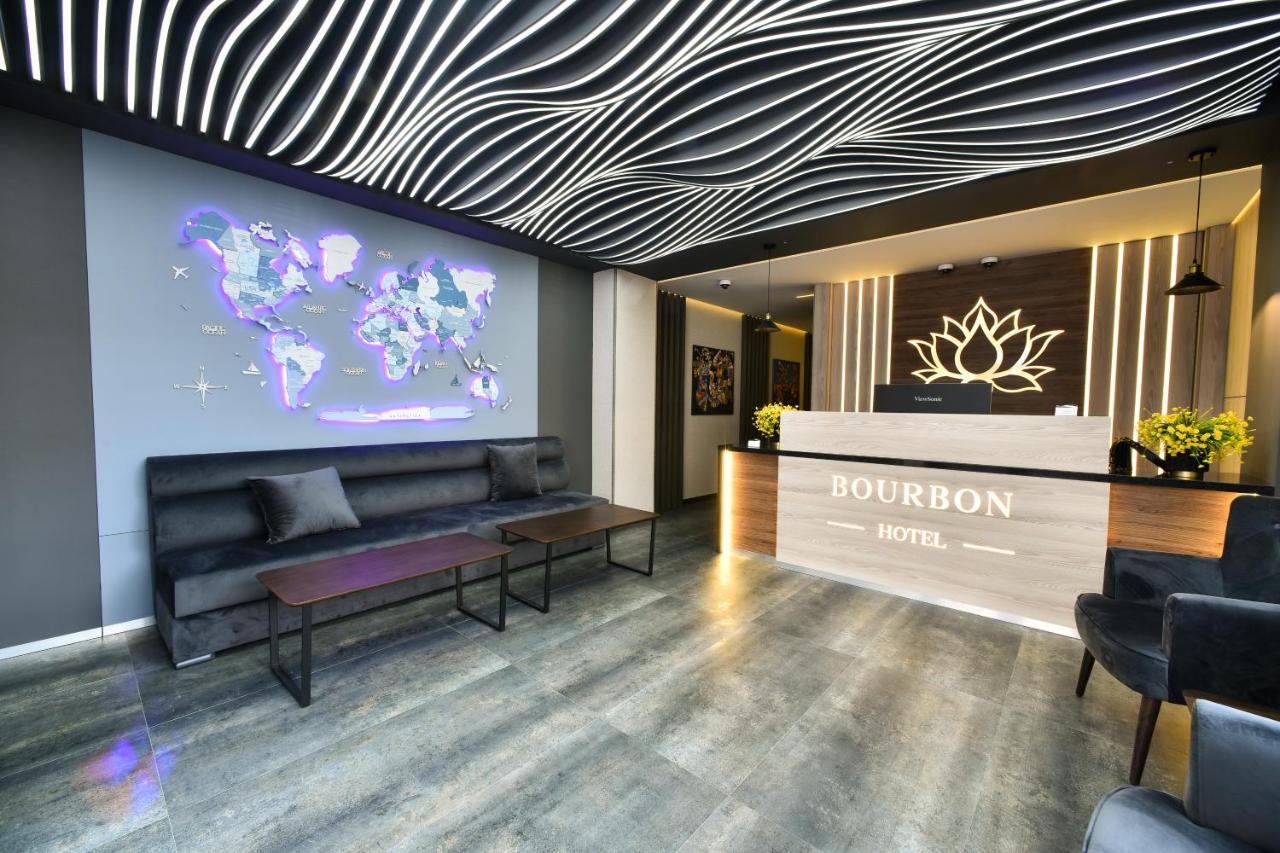 Bourbon Boutique Hotel Yerevan Ngoại thất bức ảnh