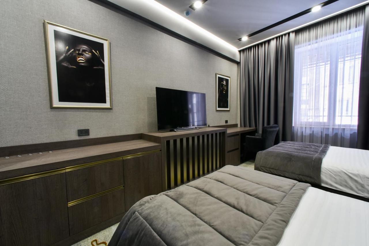 Bourbon Boutique Hotel Yerevan Ngoại thất bức ảnh
