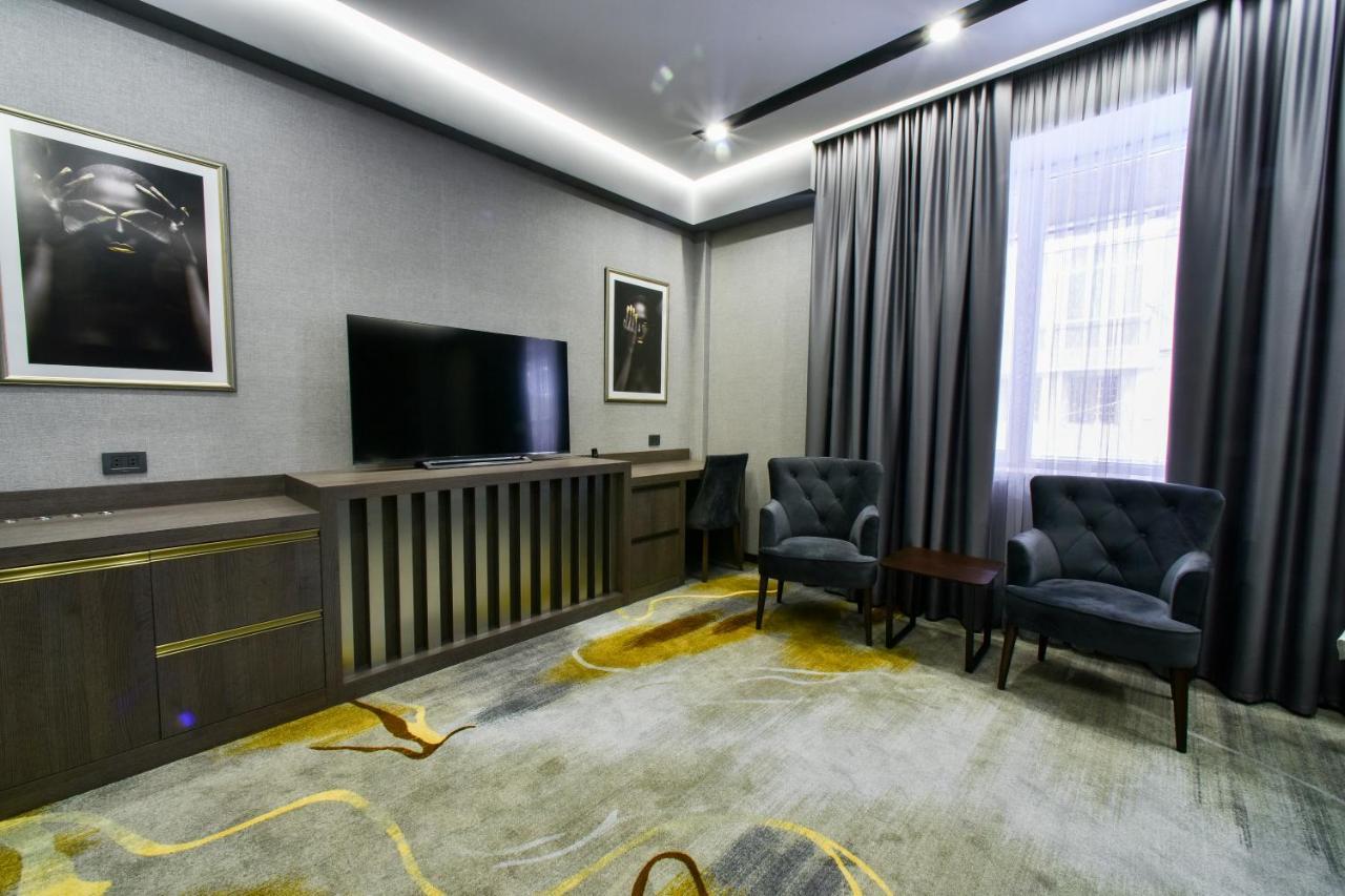 Bourbon Boutique Hotel Yerevan Ngoại thất bức ảnh