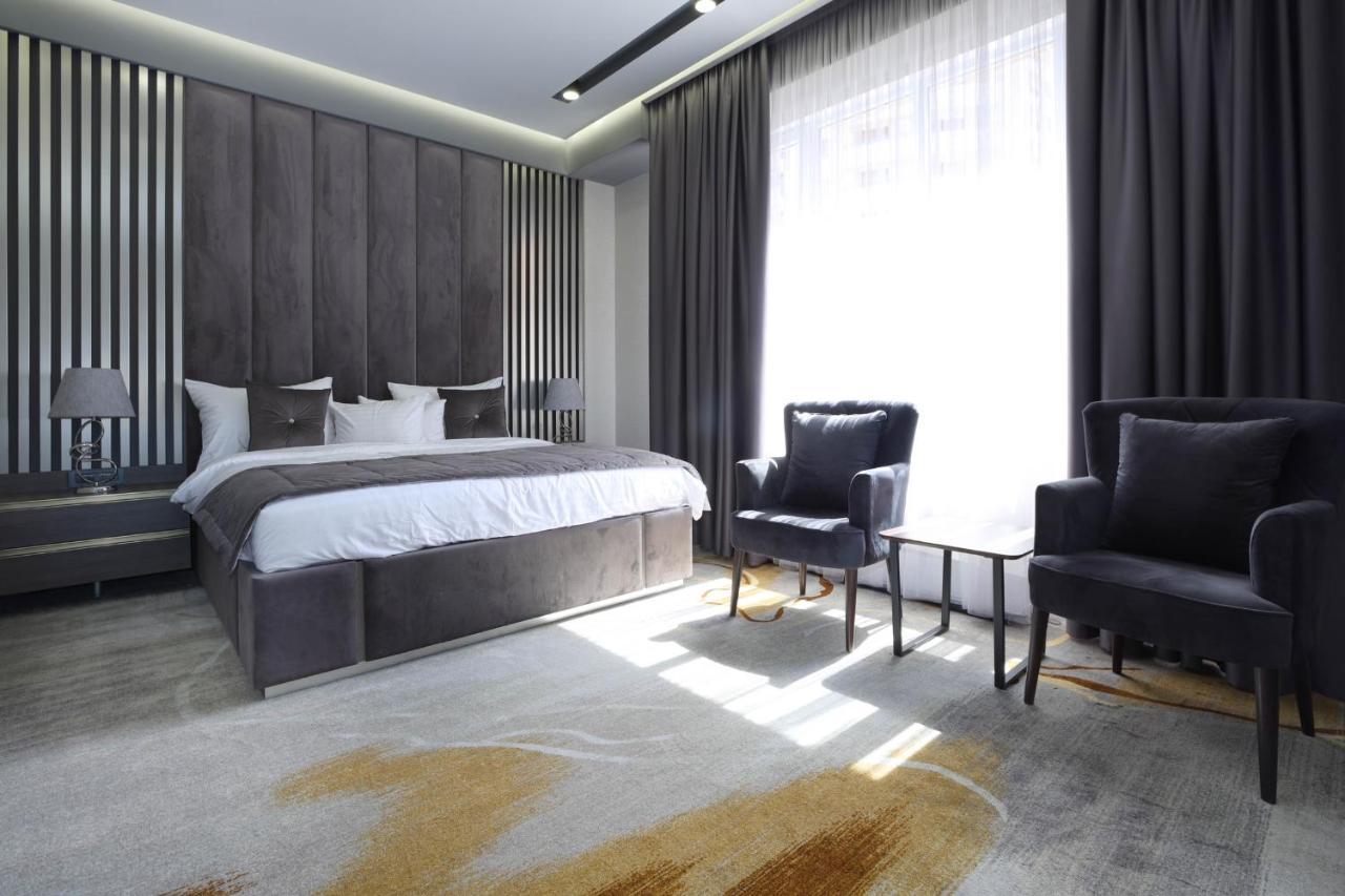 Bourbon Boutique Hotel Yerevan Ngoại thất bức ảnh