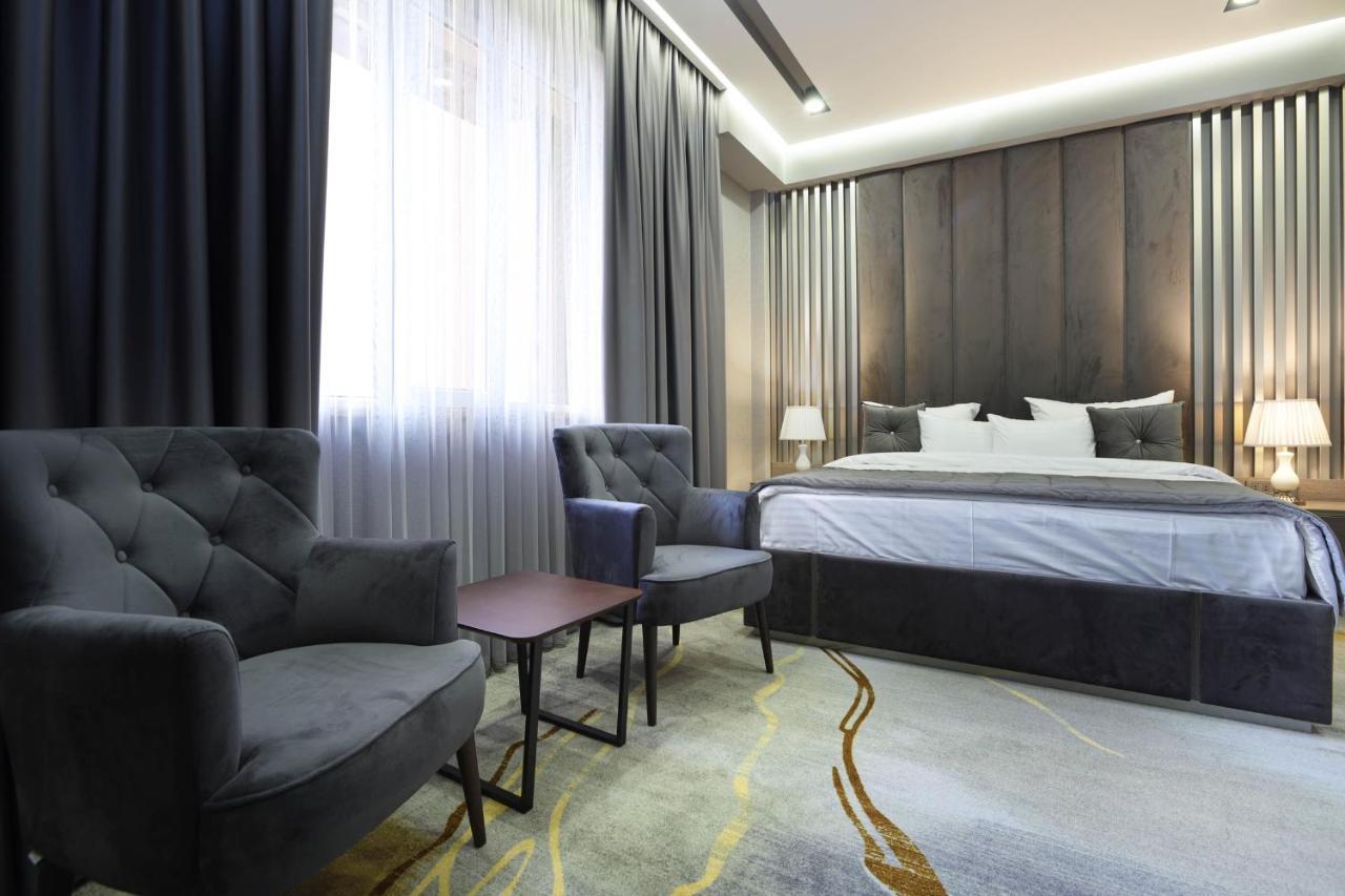 Bourbon Boutique Hotel Yerevan Ngoại thất bức ảnh