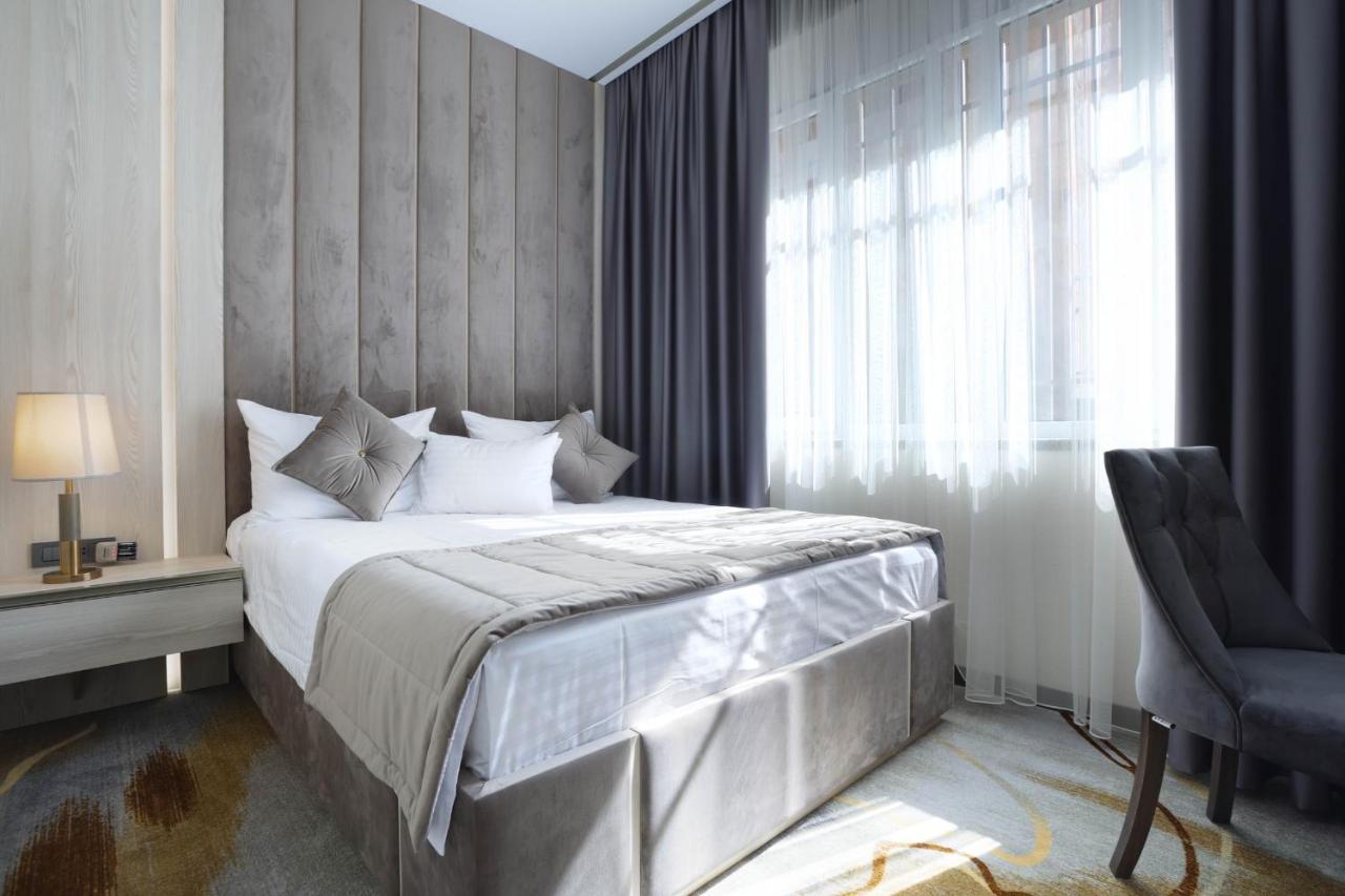 Bourbon Boutique Hotel Yerevan Ngoại thất bức ảnh